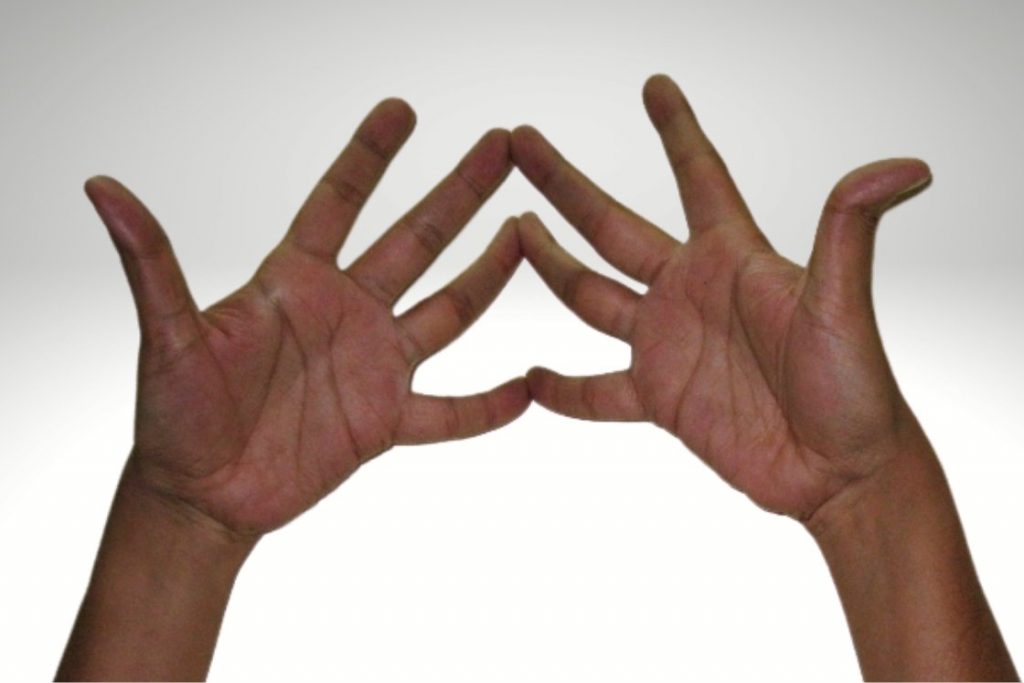 trimukha mudra for migraine relief