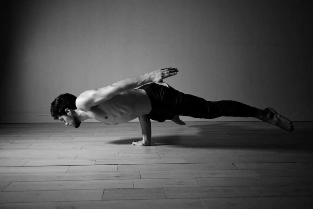 Pungu Mayurasana advanced yoga pose | HealthyLife