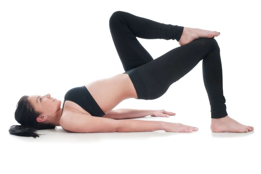 How to Tone Your Stomach with Yoga: 15 Steps (with Pictures)