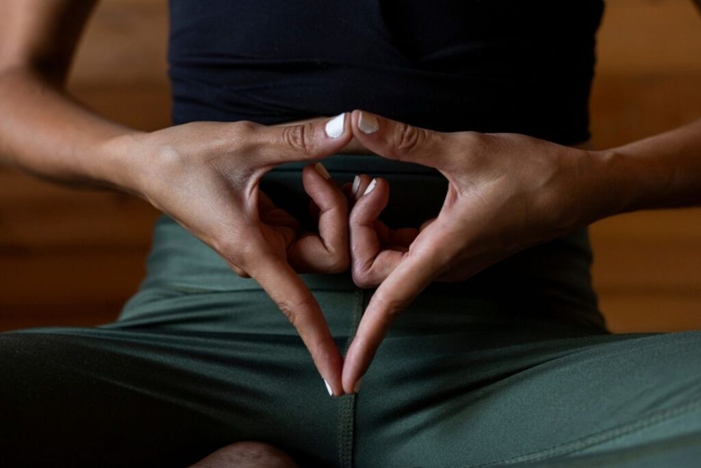 Yoni Mudra to Relieve Period Pain