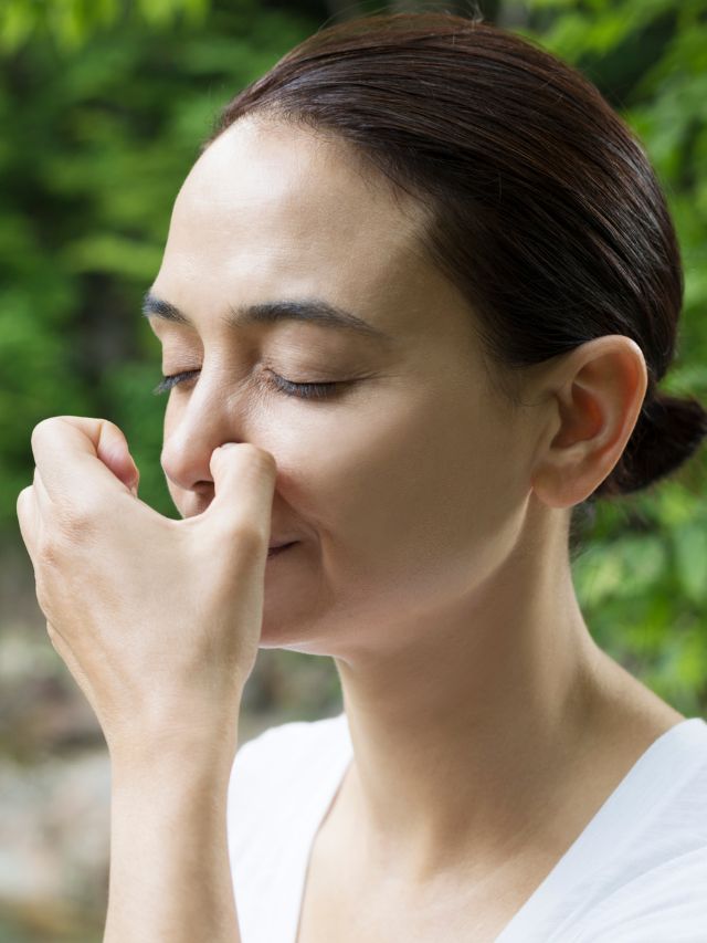 7 Yoga Poses for Sinusitis Relief and Nasal Congestion - Fitsri