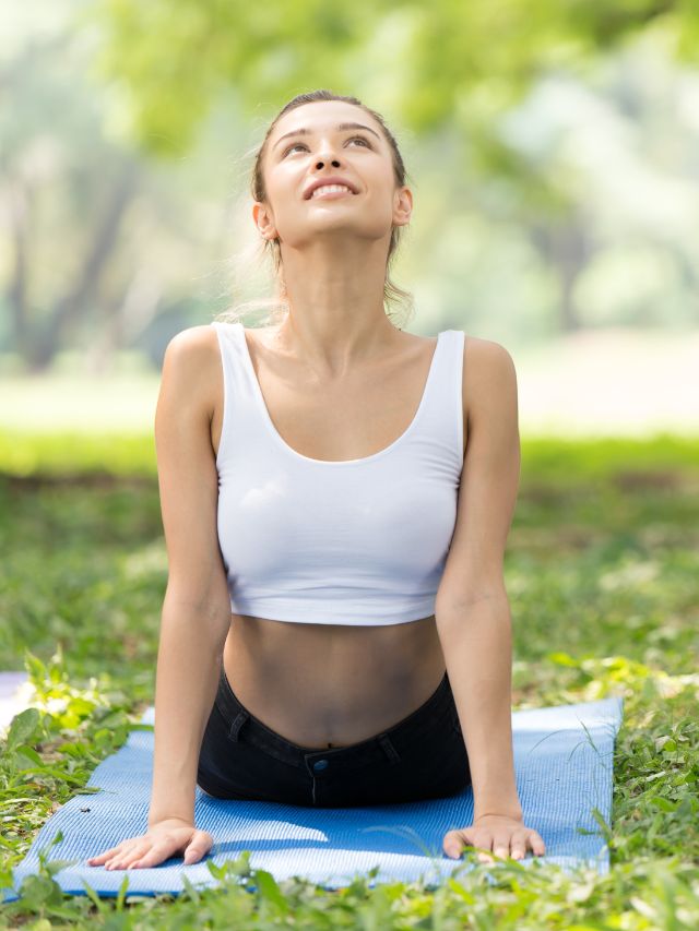 TRIKONASANA - Triangle Posture | Steps, Benefits, Cautions - Patanjalee  Institute of Yoga & Yoga Therapy