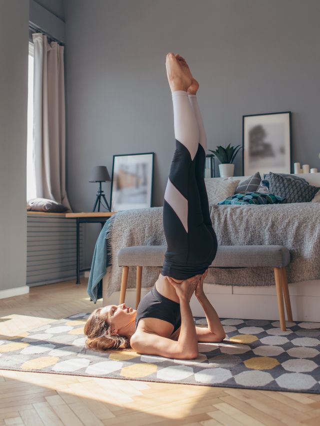 Must Do 6 Yoga Poses for Brain Health – Carbamide Forte